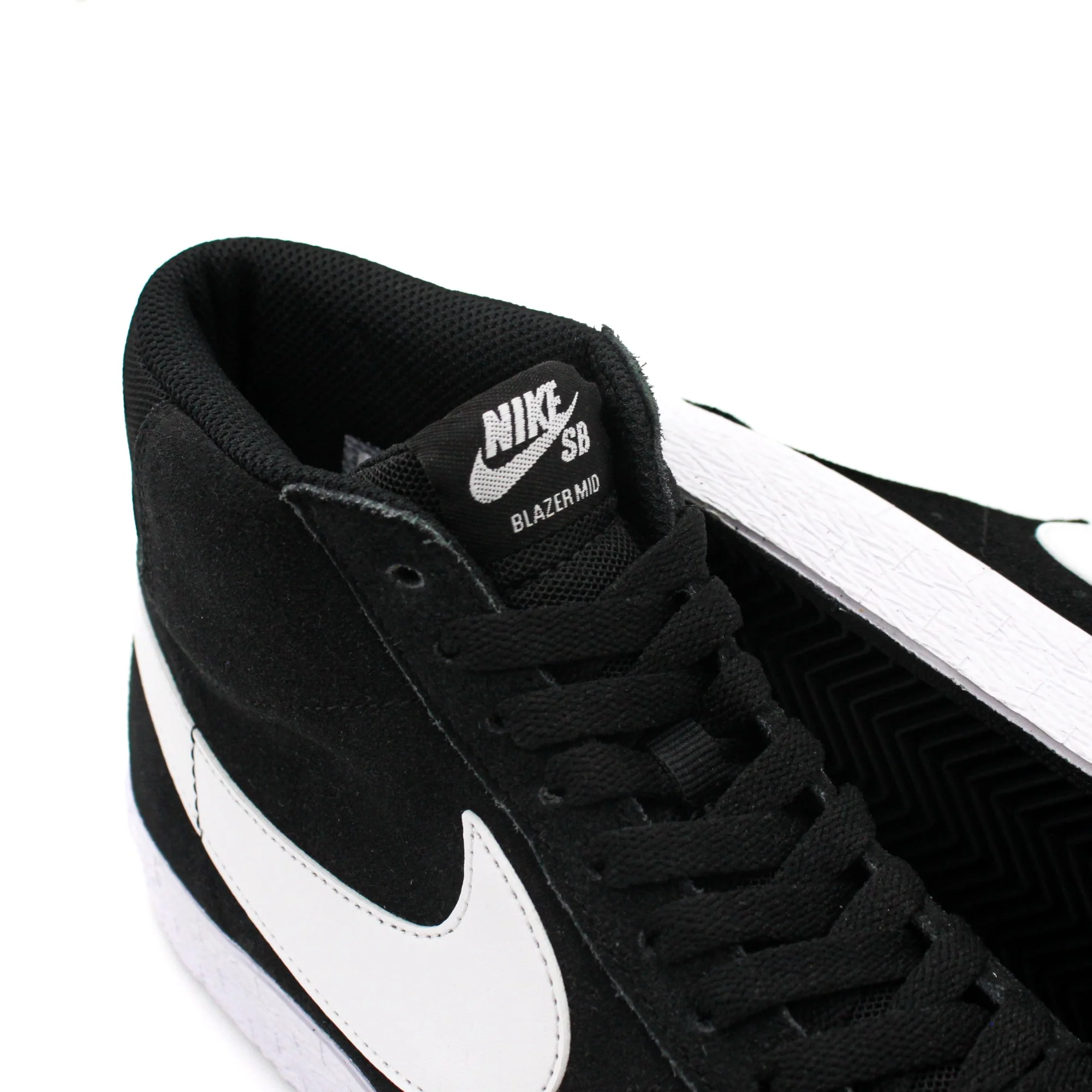 Nike SB Blazer Mid- Black/White - Image 2