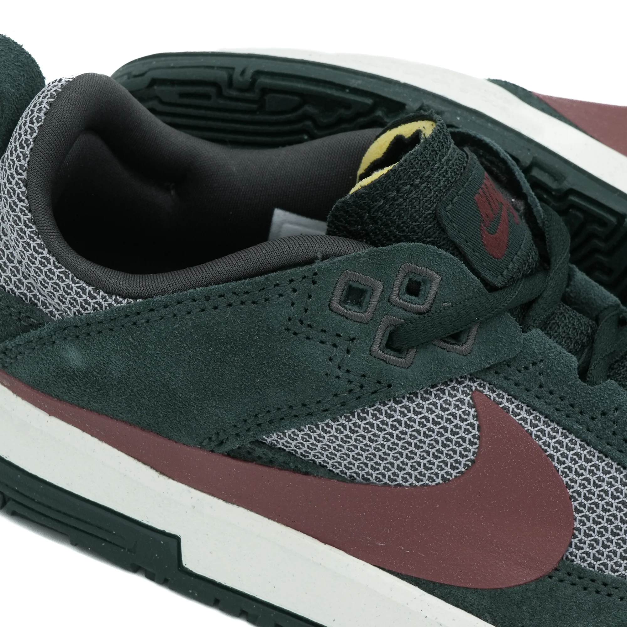 Nike SB Day One GS Kids - Seaweed / Red Sepia - Image 2