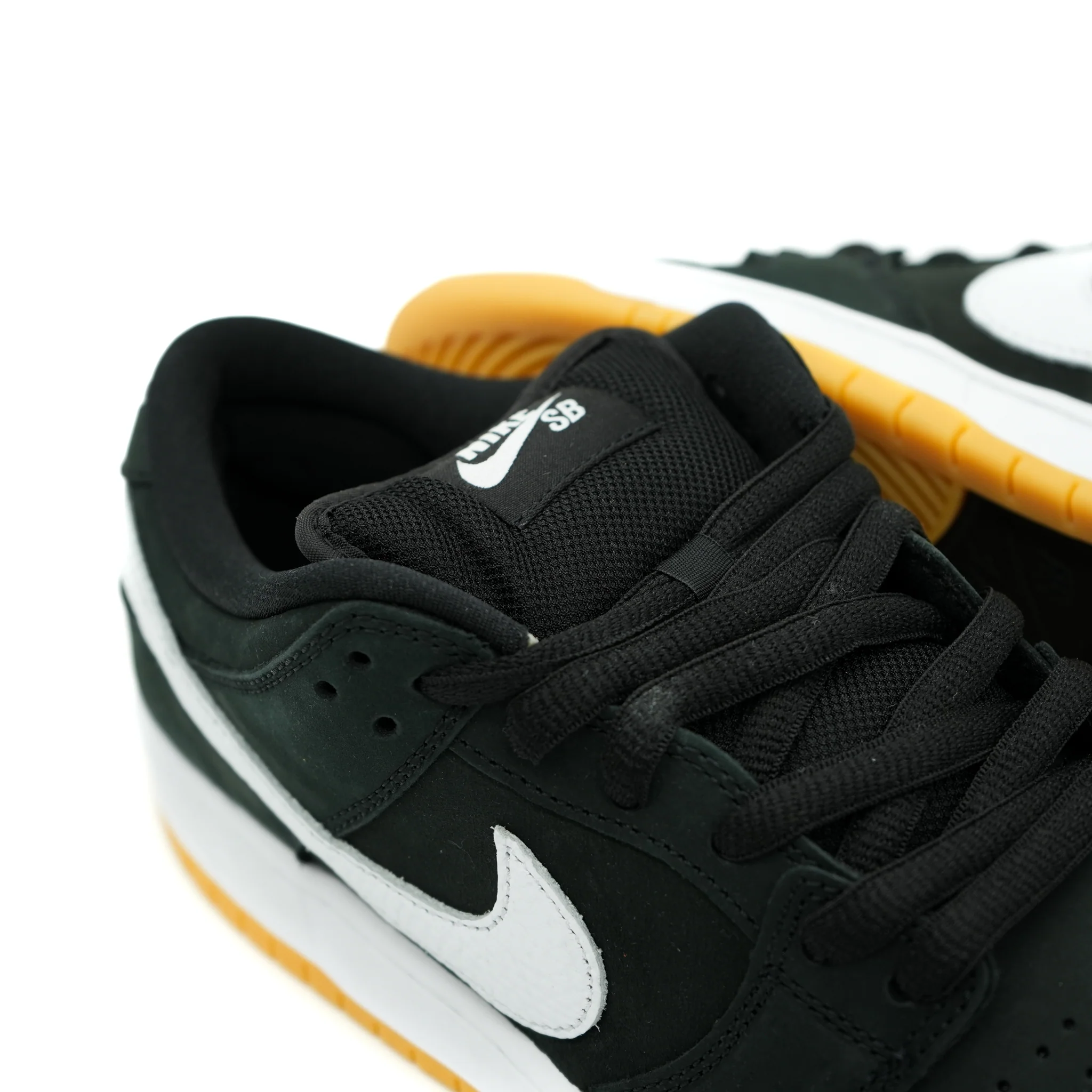 Nike SB Dunk Low - Black/Gum - Image 2