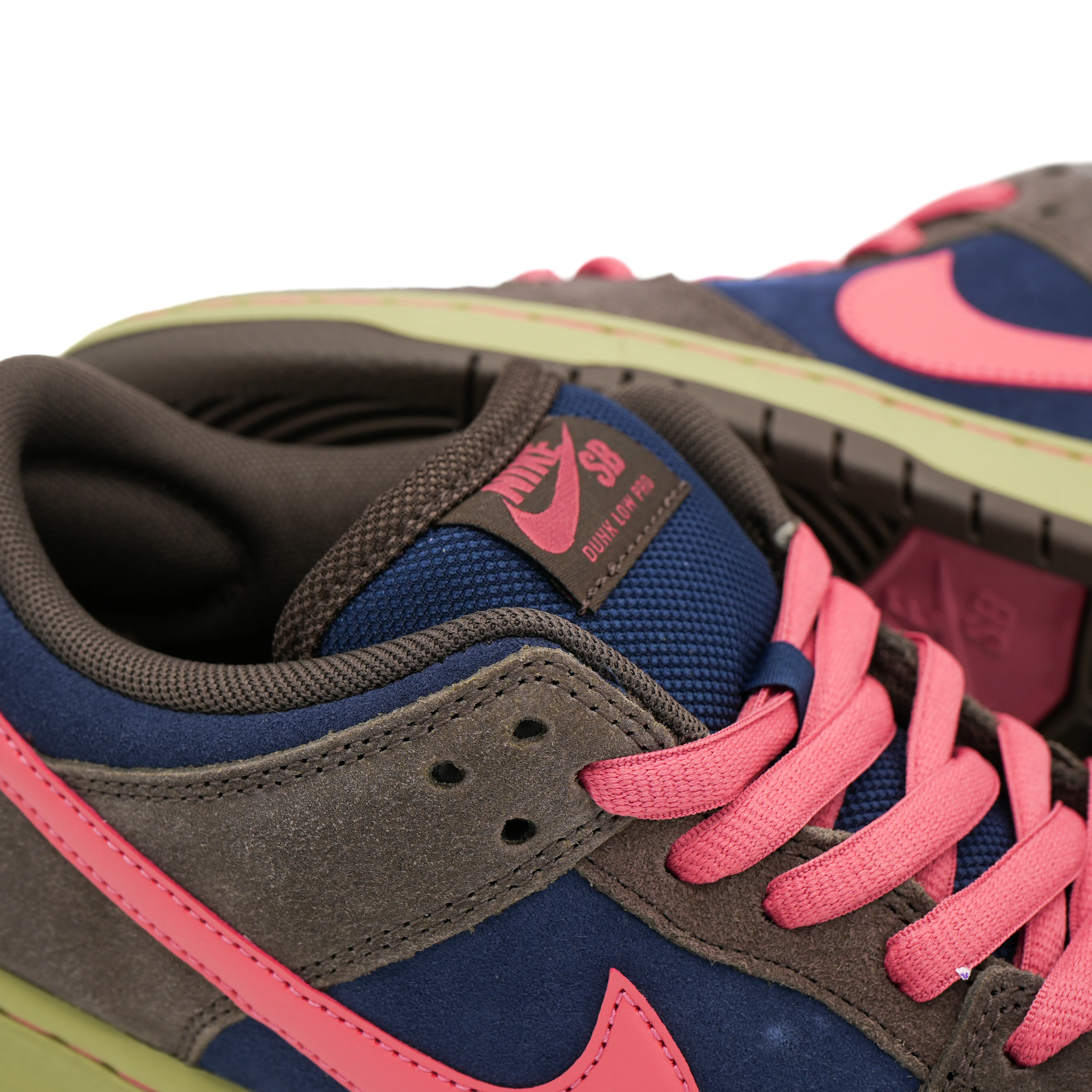 Nike SB Dunk Low Pro - Baroque Brown/Adobe - Image 2