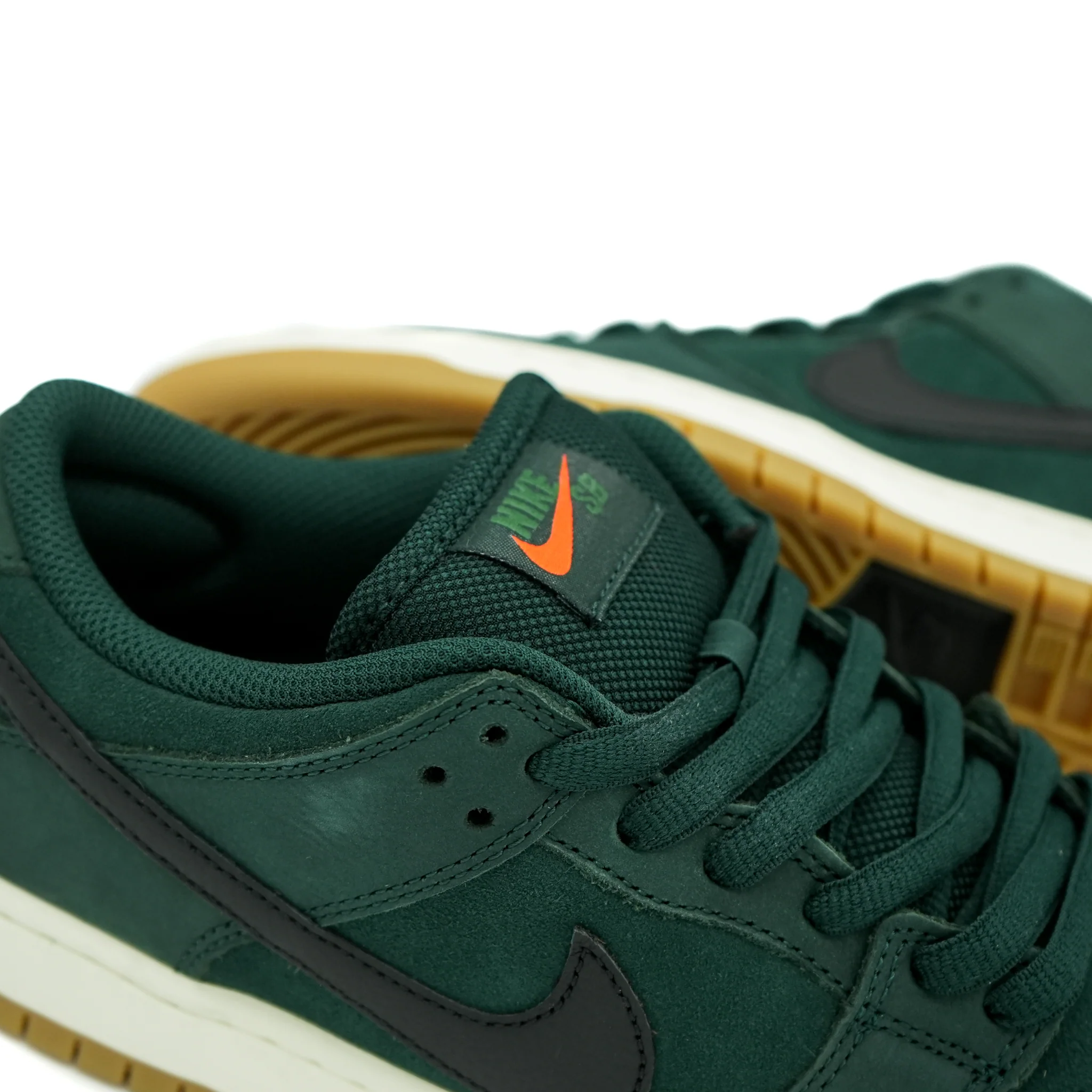 Nike SB Dunk Low Pro - Deep Fir - Image 2