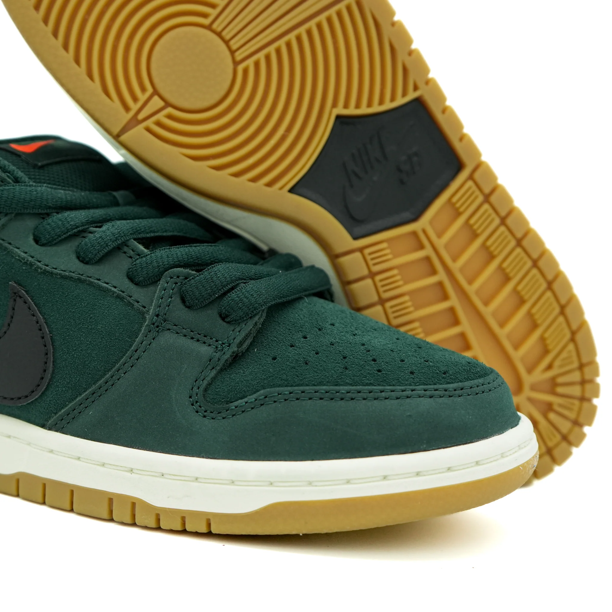 Nike SB Dunk Low Pro - Deep Fir - Image 3