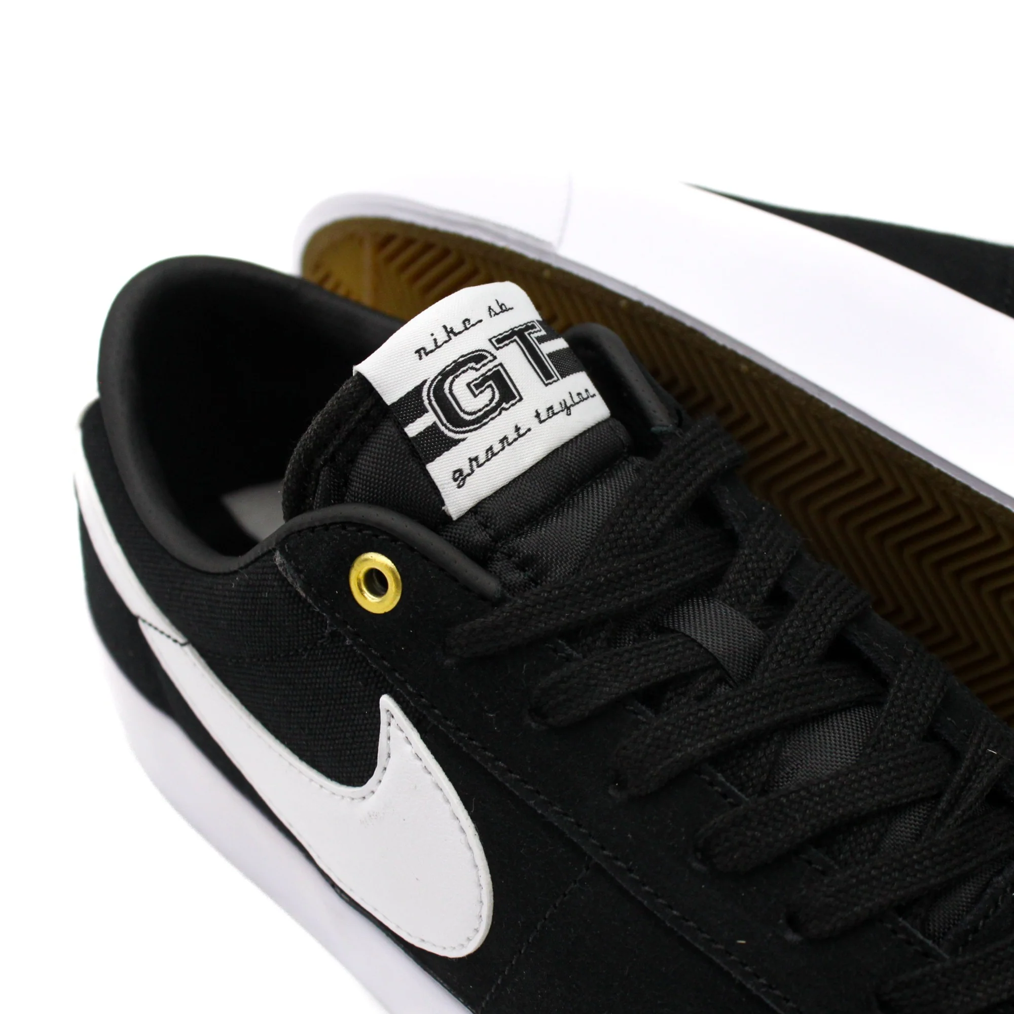 Nike SB Zoom Blazer Low Pro GT- Black/White - Image 2